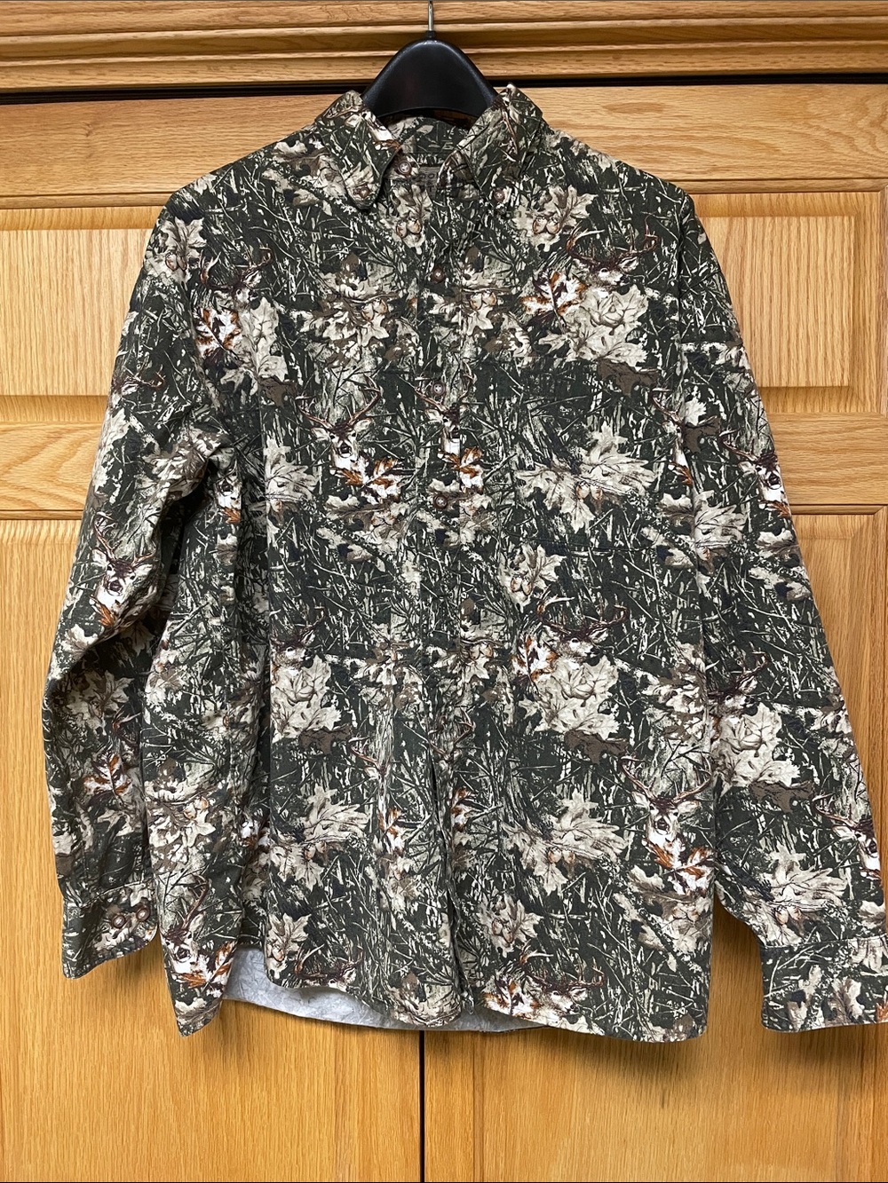 Woods & Water Men's Camo Button-Down - Size Large